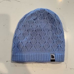 The north Face reversible beanie NWOT from a SFPFHOME